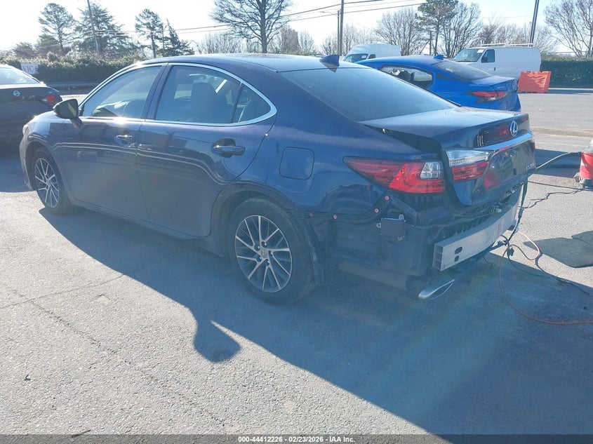 2016 Lexus ES