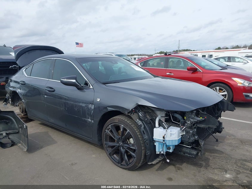 2022 Lexus ES