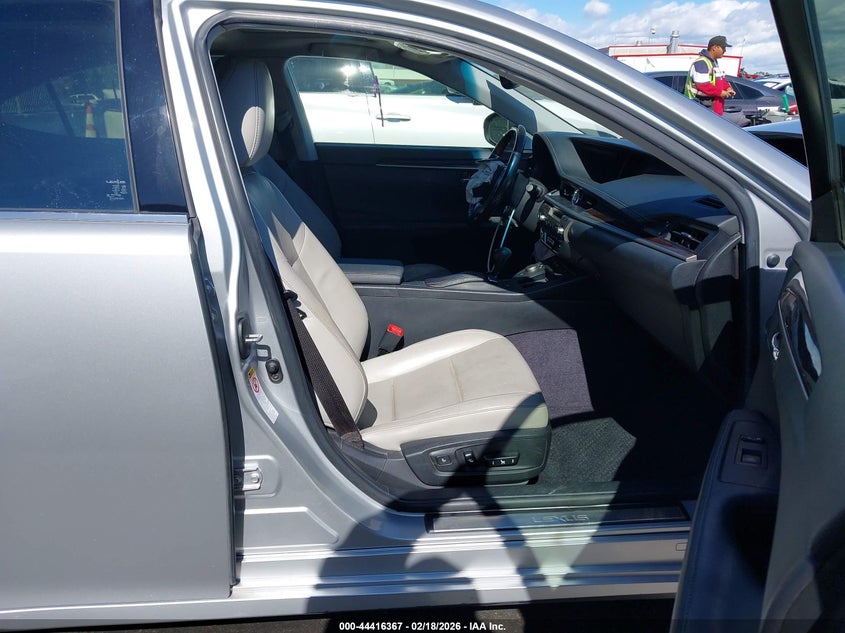 2014 Lexus ES