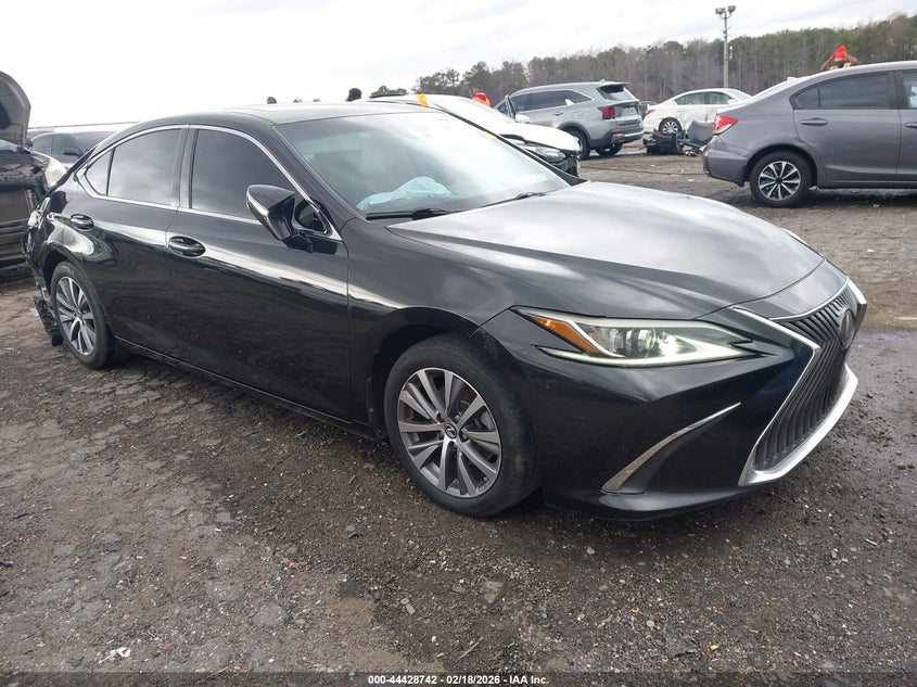 2019 Lexus ES