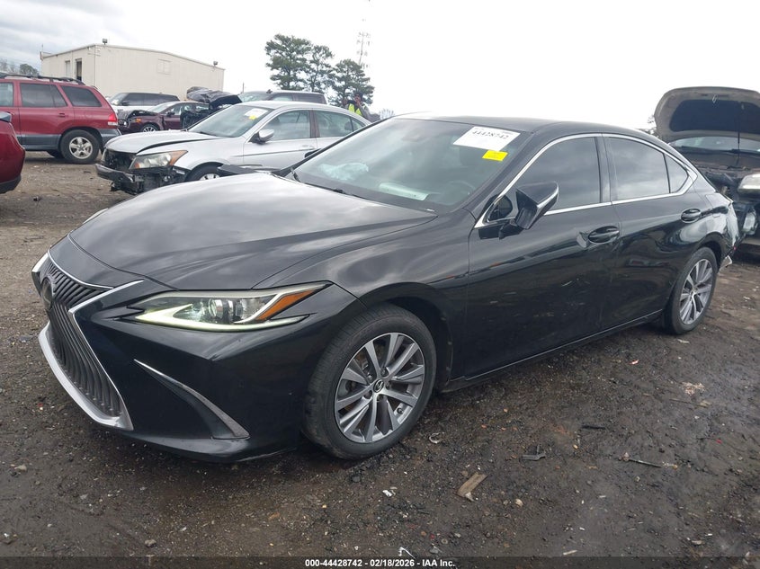 2019 Lexus ES