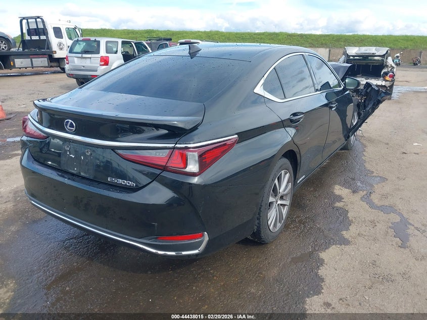 2020 Lexus ES