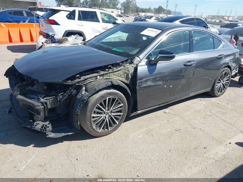 2023 Lexus ES