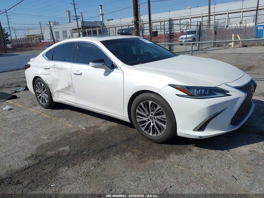2020 Lexus ES