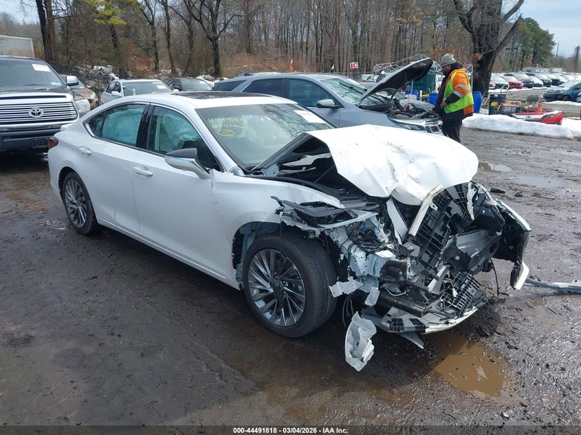 2024 Lexus ES
