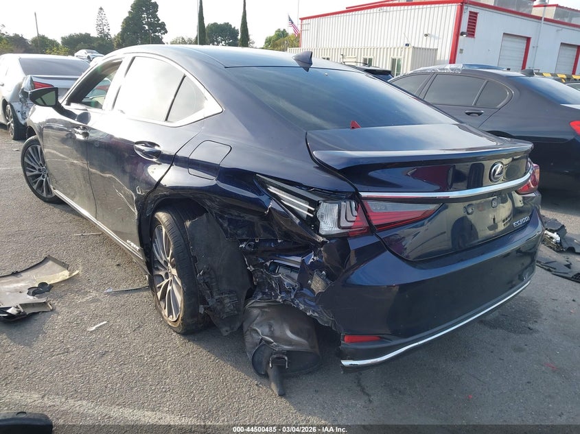 2021 Lexus ES
