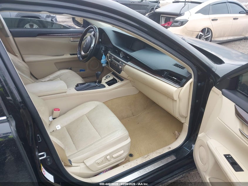 2014 Lexus ES