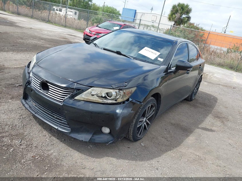 2015 Lexus ES
