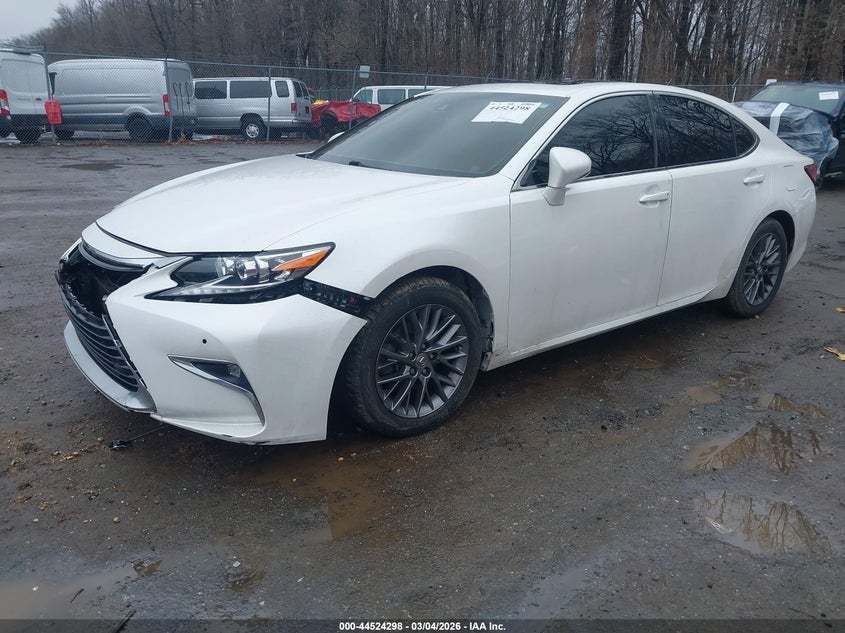2018 Lexus ES