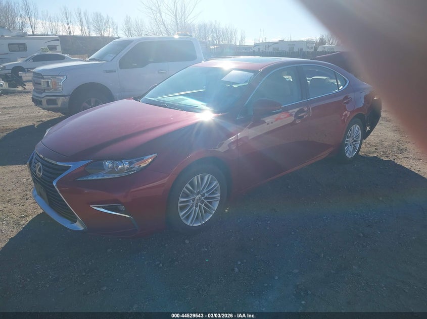 2016 Lexus ES
