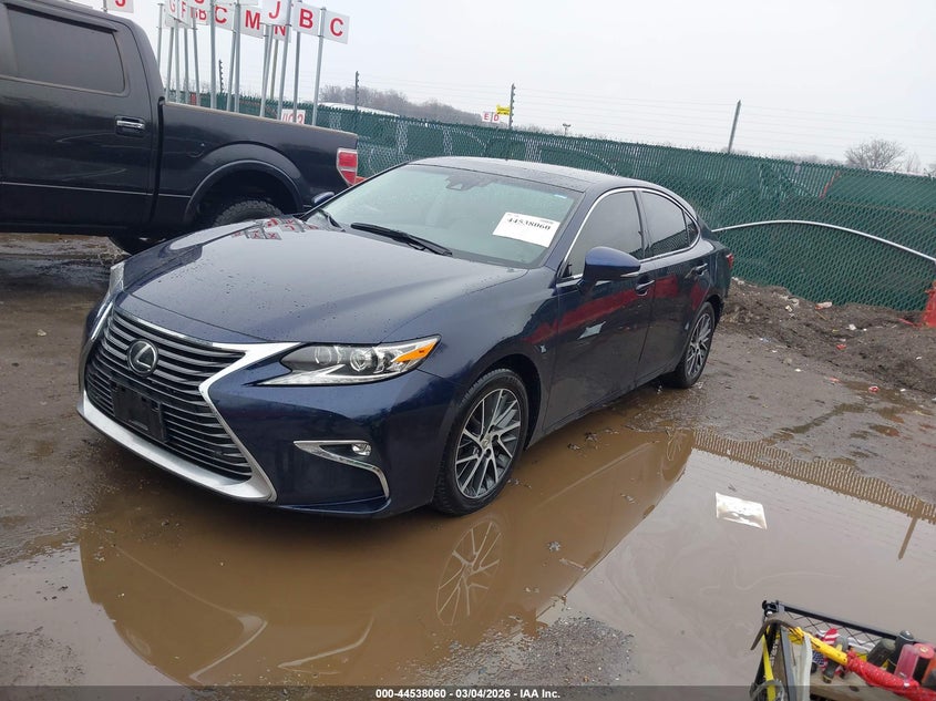 2017 Lexus ES