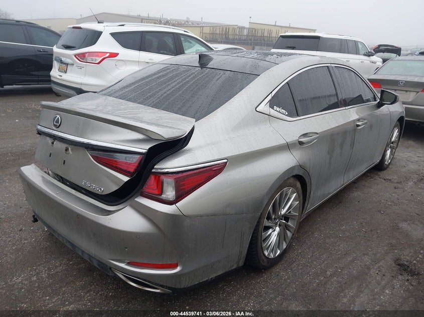 2020 Lexus ES