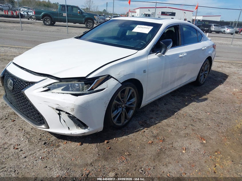2019 Lexus ES