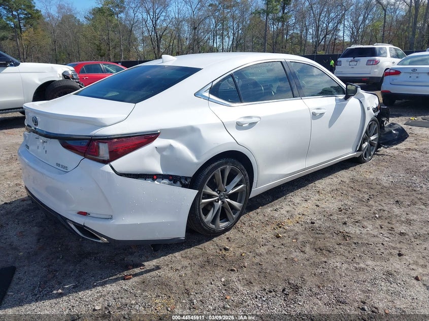 2019 Lexus ES
