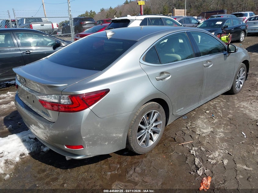 2016 Lexus ES