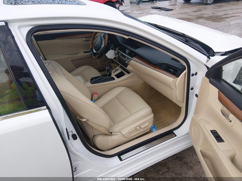 2014 Lexus ES