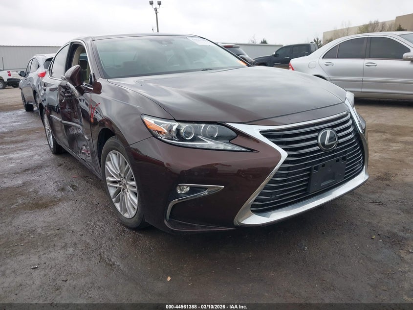 2016 Lexus ES