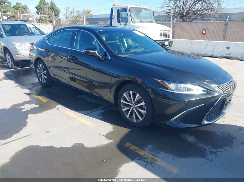 2021 Lexus ES
