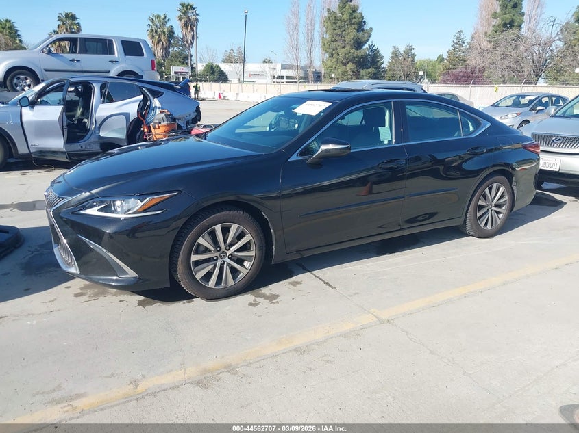 2021 Lexus ES