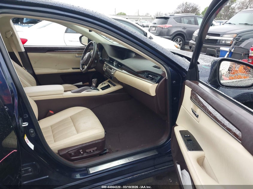 2017 Lexus ES