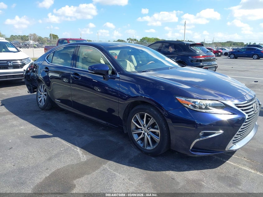 2017 Lexus ES