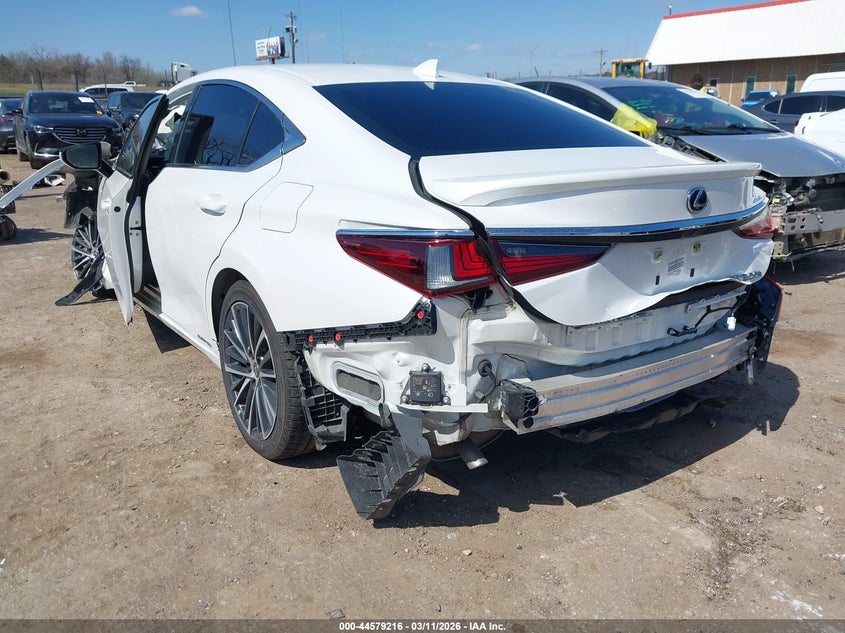 2022 Lexus ES