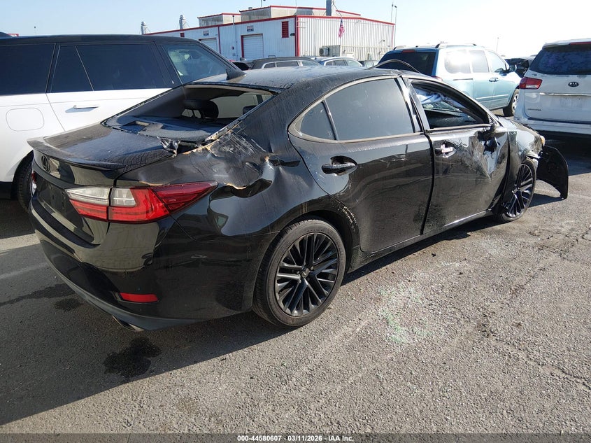 2016 Lexus ES