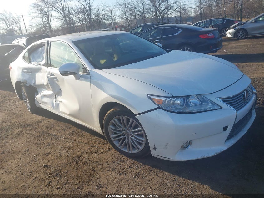 2015 Lexus ES