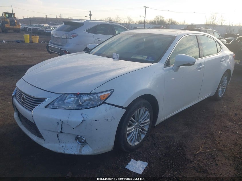 2015 Lexus ES