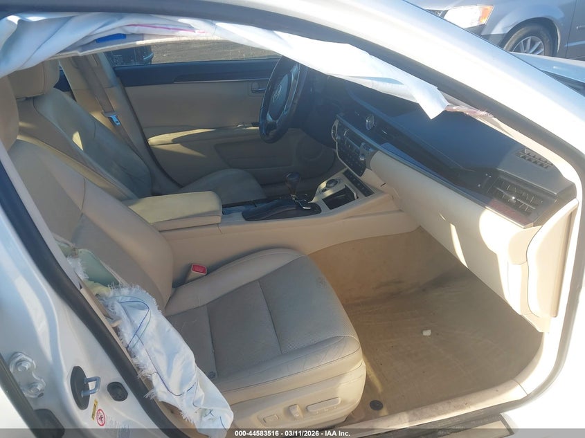 2015 Lexus ES