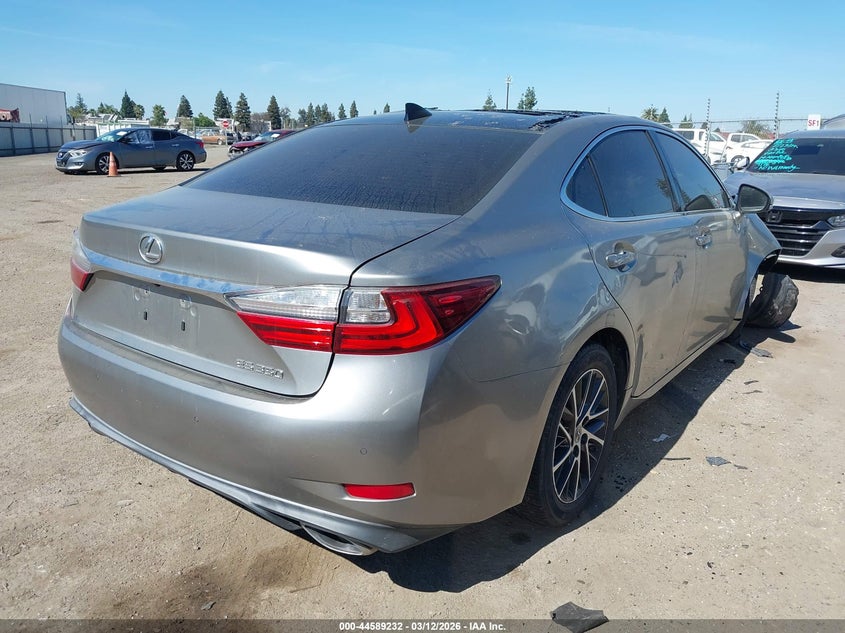 2016 Lexus ES