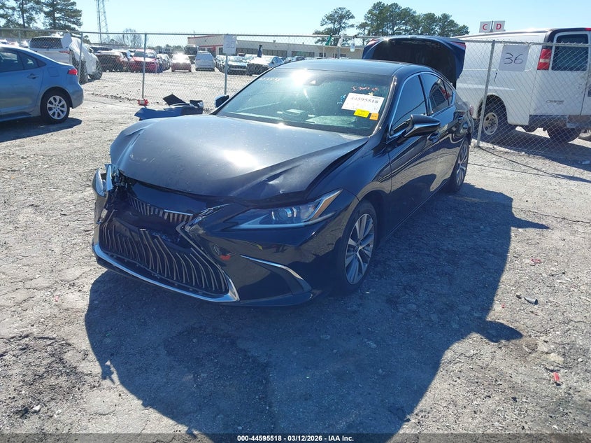 2021 Lexus ES