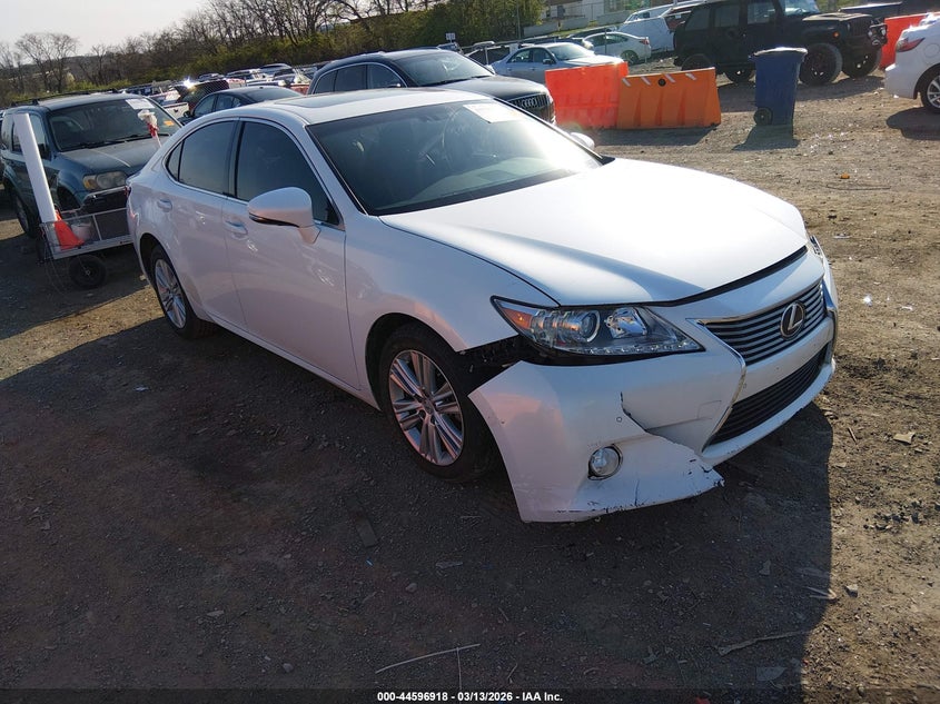 2015 Lexus ES
