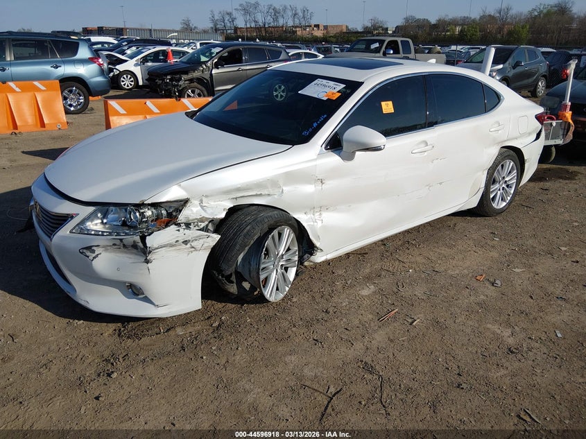 2015 Lexus ES