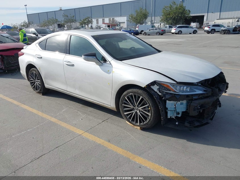 2024 Lexus ES