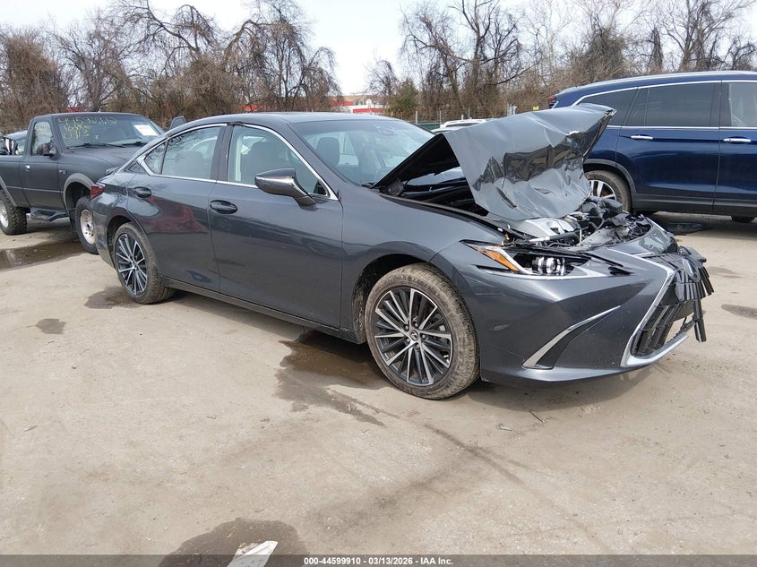 2025 Lexus ES