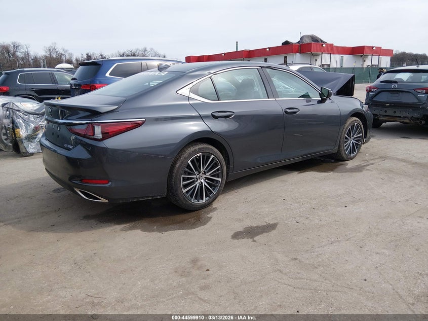 2025 Lexus ES
