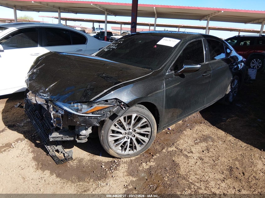 2020 Lexus ES