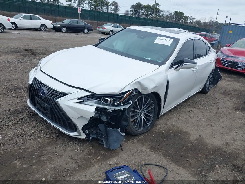 2022 Lexus ES