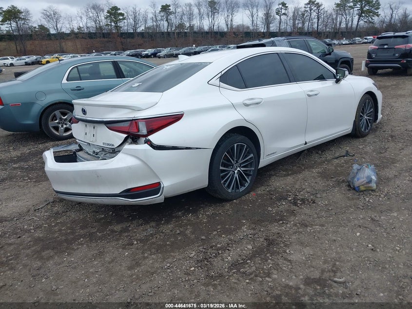 2022 Lexus ES