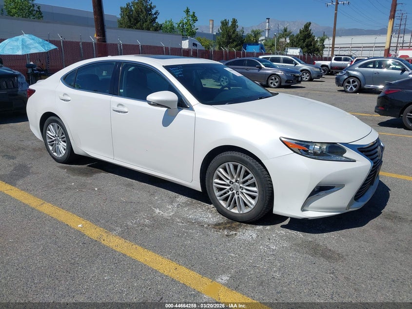 2017 Lexus ES