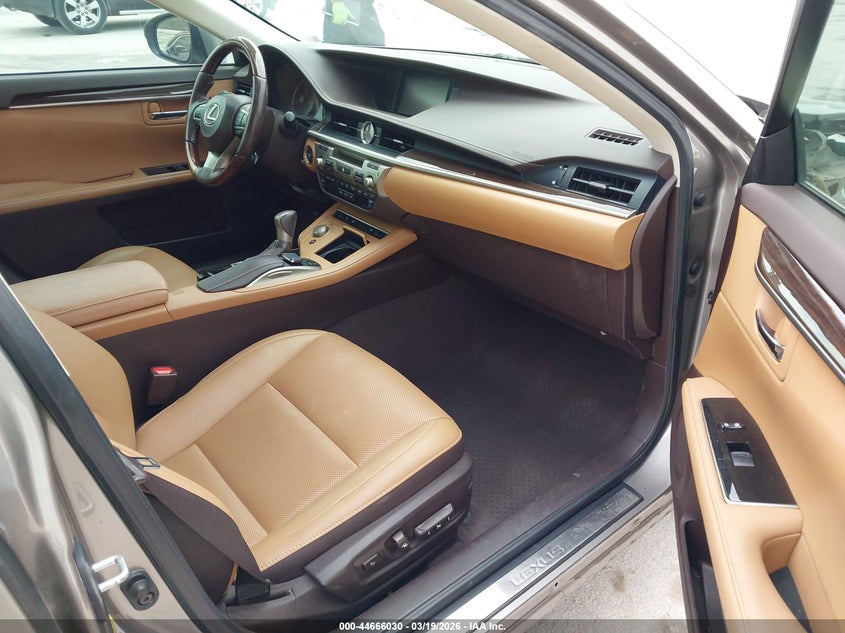 2017 Lexus ES