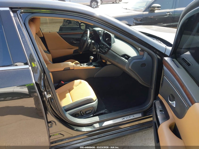 2024 Lexus ES