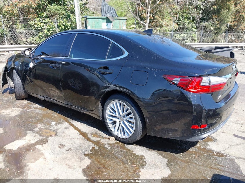 2016 Lexus ES