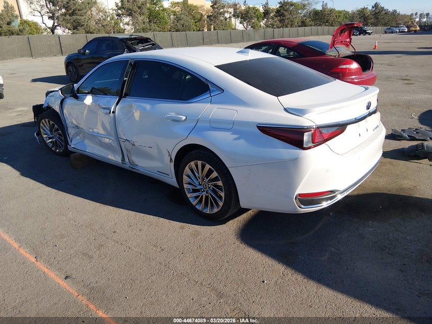 2019 Lexus ES