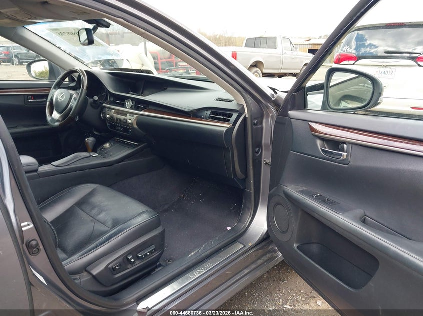 2014 Lexus ES