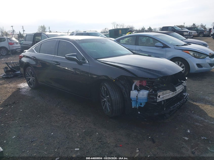 2025 Lexus ES