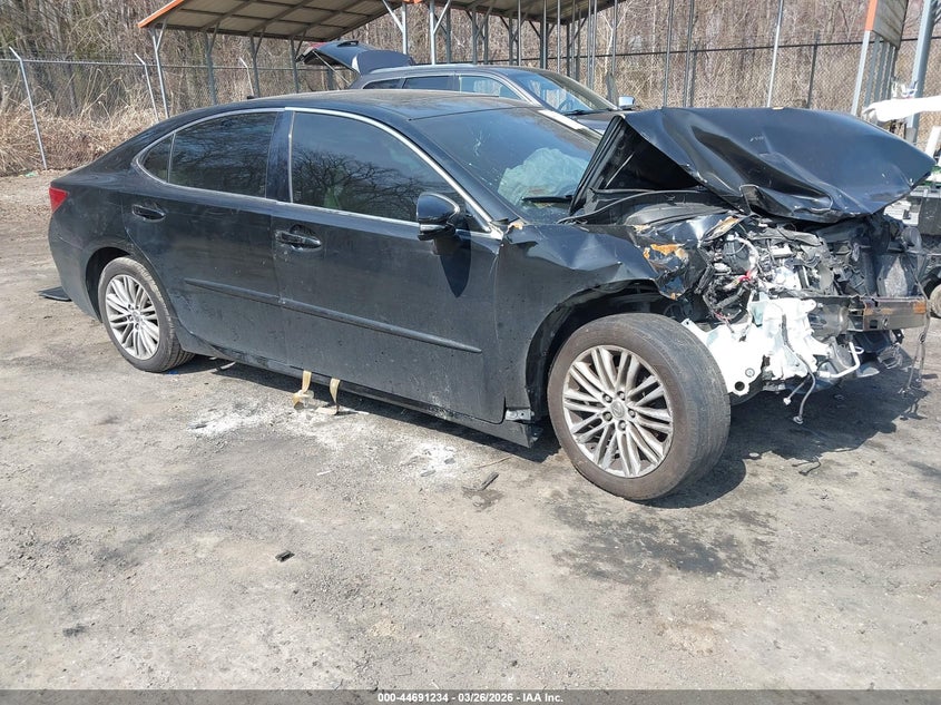 2015 Lexus ES