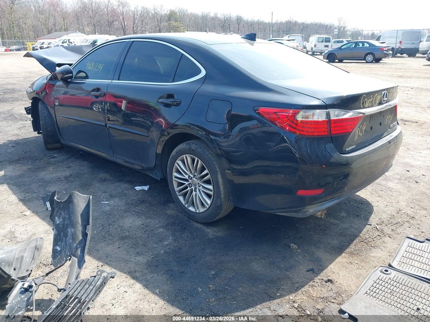 2015 Lexus ES