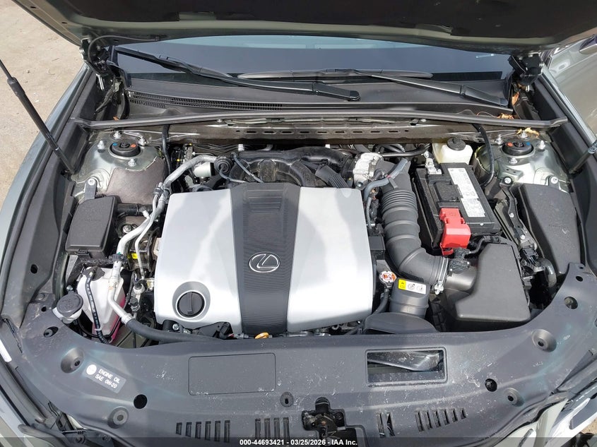 2025 Lexus ES